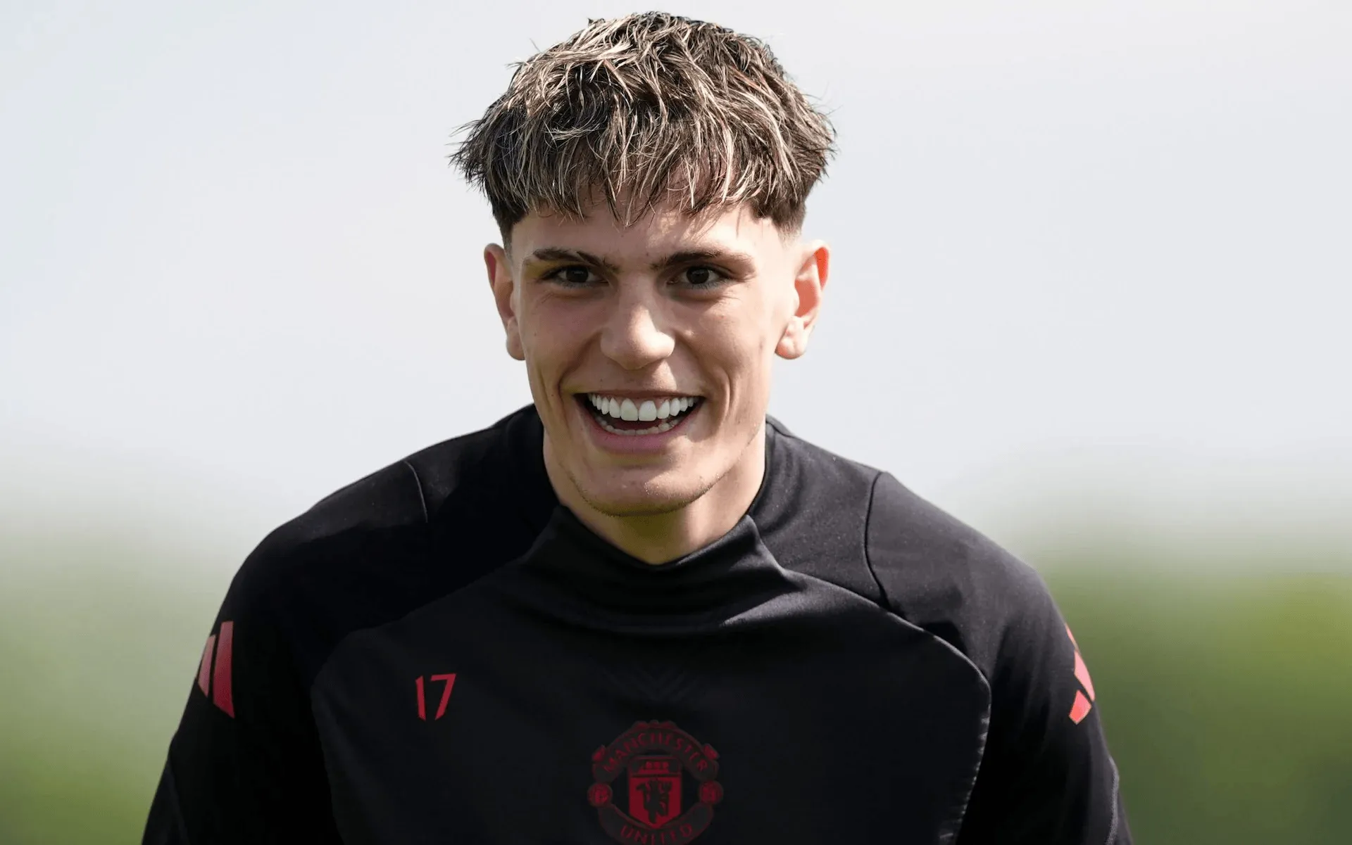 Chelsea Confirm £35m-£40m Bid for Garnacho; Deal Set to Happen