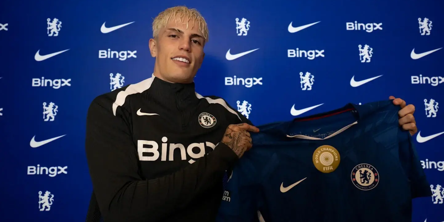 Chelsea Official: New Signing Garnacho to Wear the Club's No. 49 Jersey