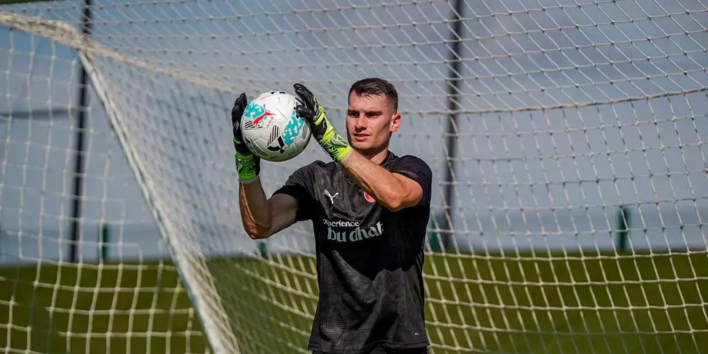 Livaković,Girona,La Liga,goalkeeper