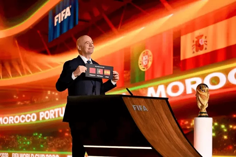 FIFA World Cup, camel live