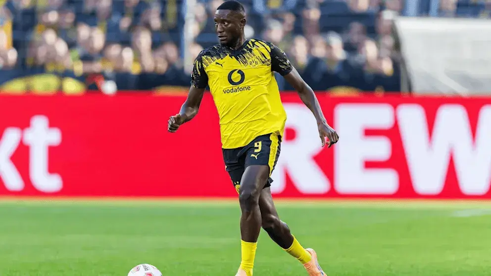 FC Barcelona, Paris Saint Germain, Borussia Dortmund, Guirassy, Transfer, camel live