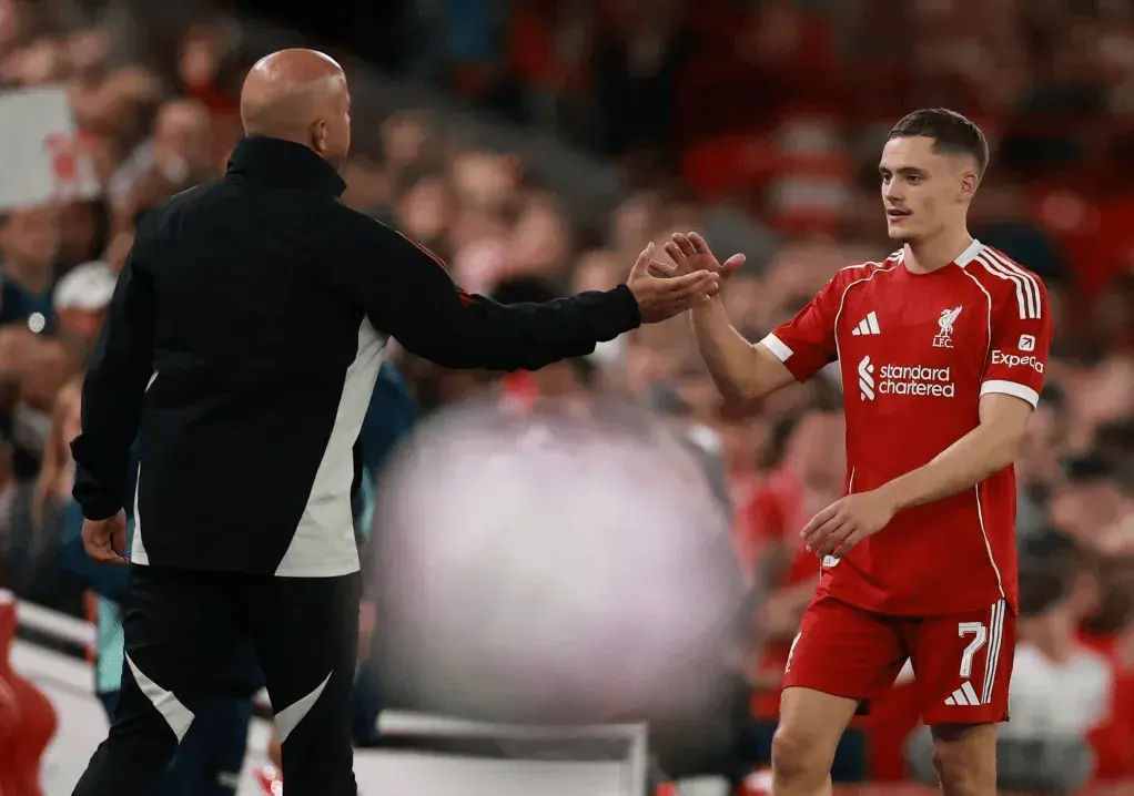 الدوري الإنجليزي، ليفربول، فيرتز، سلوط، بث مباشر