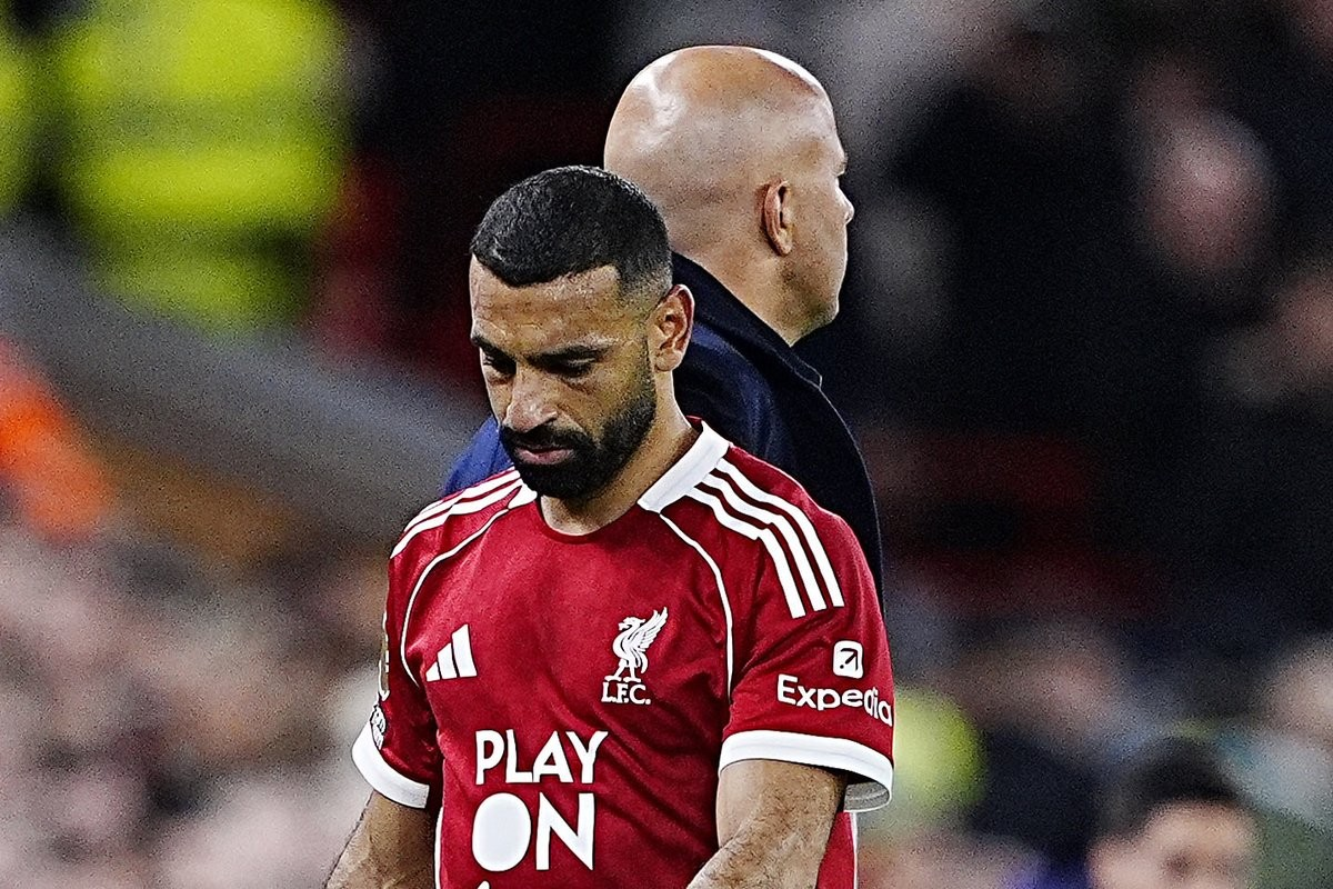 Multiple People Urge Salah's Agent to Comment: Why Did He Delete Liverpool Elements from Social Media