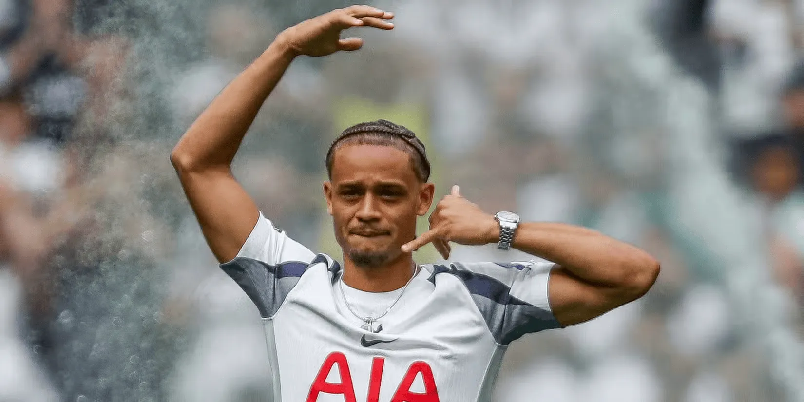 11 مباراة دون أهداف! توتنهام لا تشك في سيمونز وتؤمن أن انطلاقته مسألة وقت