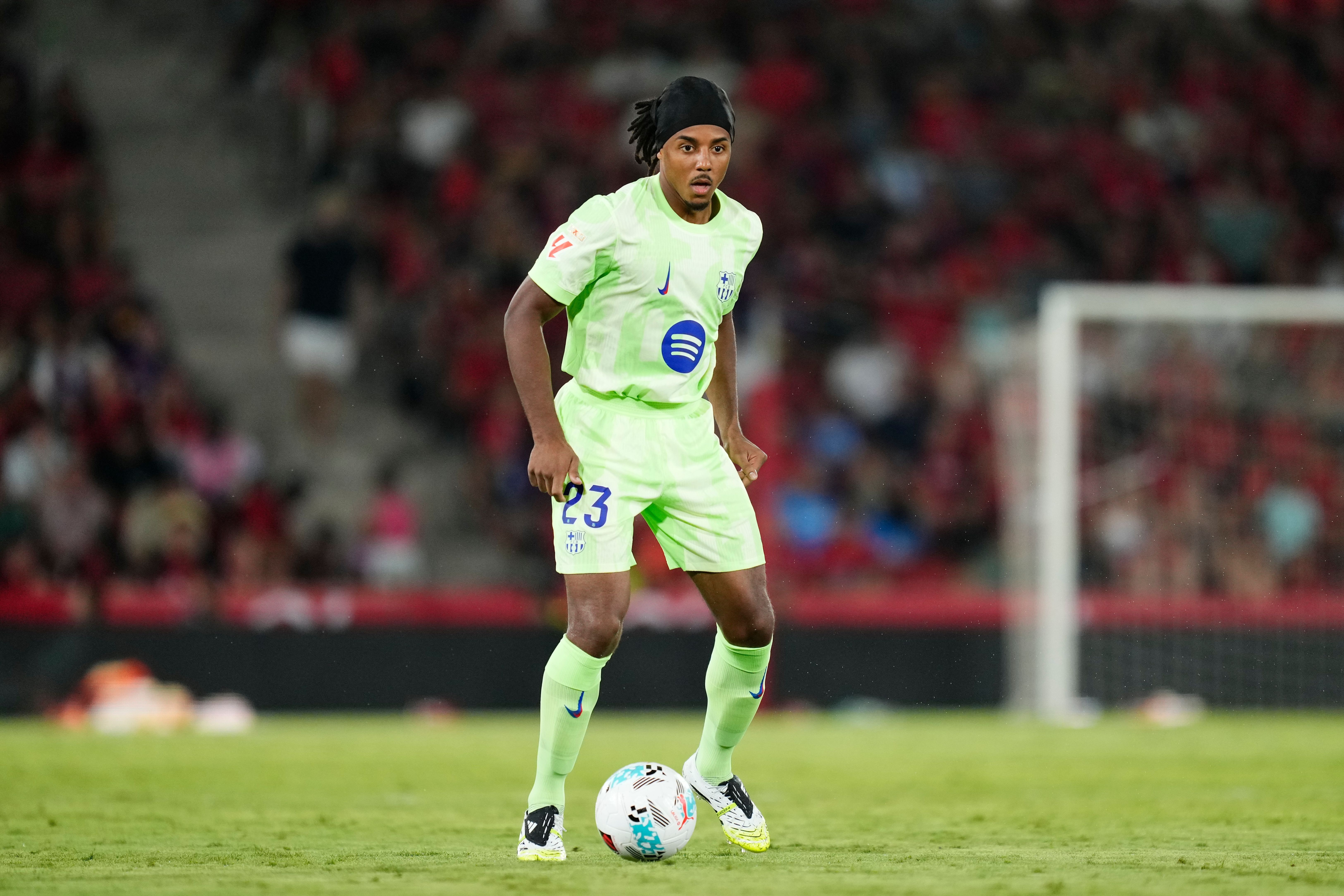 Koundé and De Jong Have Reported to Their Respective National Teams to Prepare for This Month’s International Break