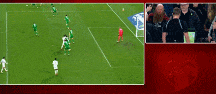 Cristiano Ronaldo,Portugal,Ireland,Red Card,camel.live