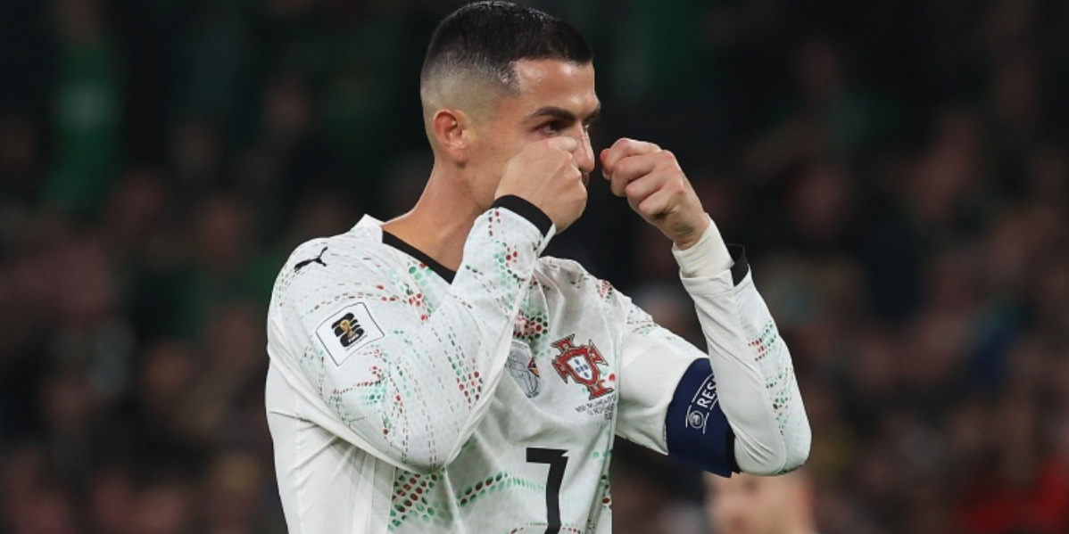 Ronaldo Did Not Take the Charter Flight Back with the Team, but May Still Watch the Match Against Armenia On-Site