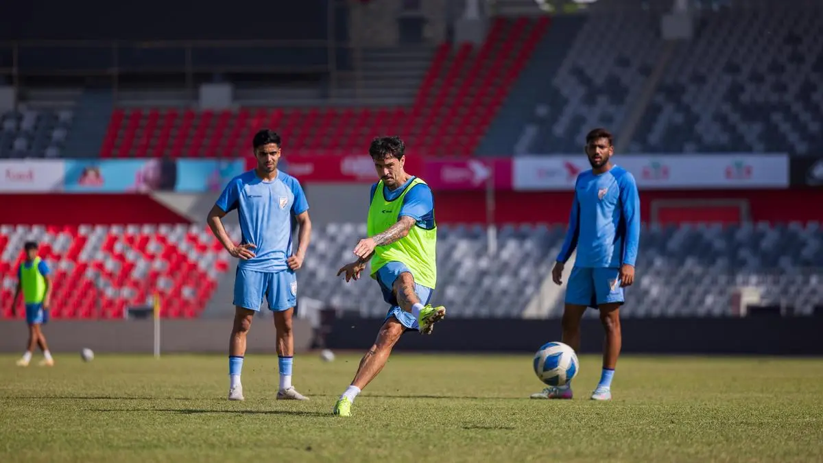 Ryan Williams, India, Bangladesh, AFC Asian Cup, camel live