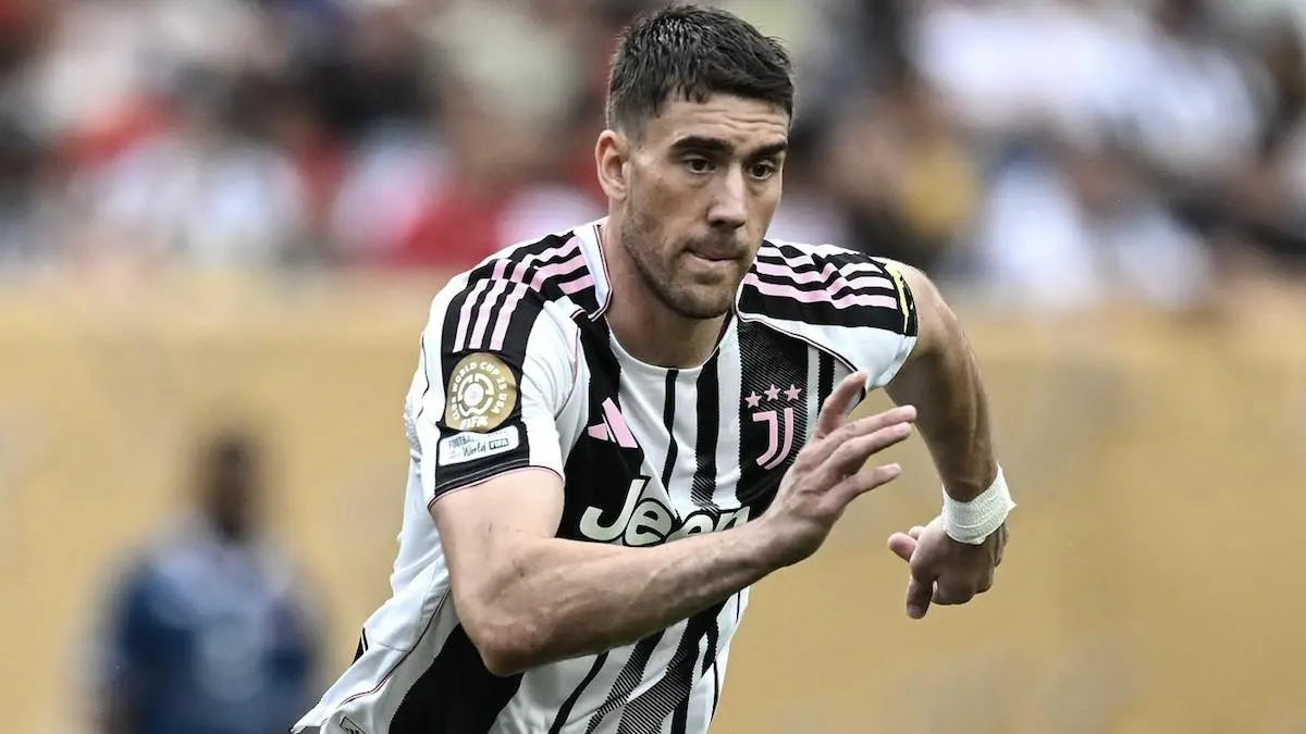 الدوري الإيطالي، يوفنتوس، فلاهوفيتش، كاميل لايف