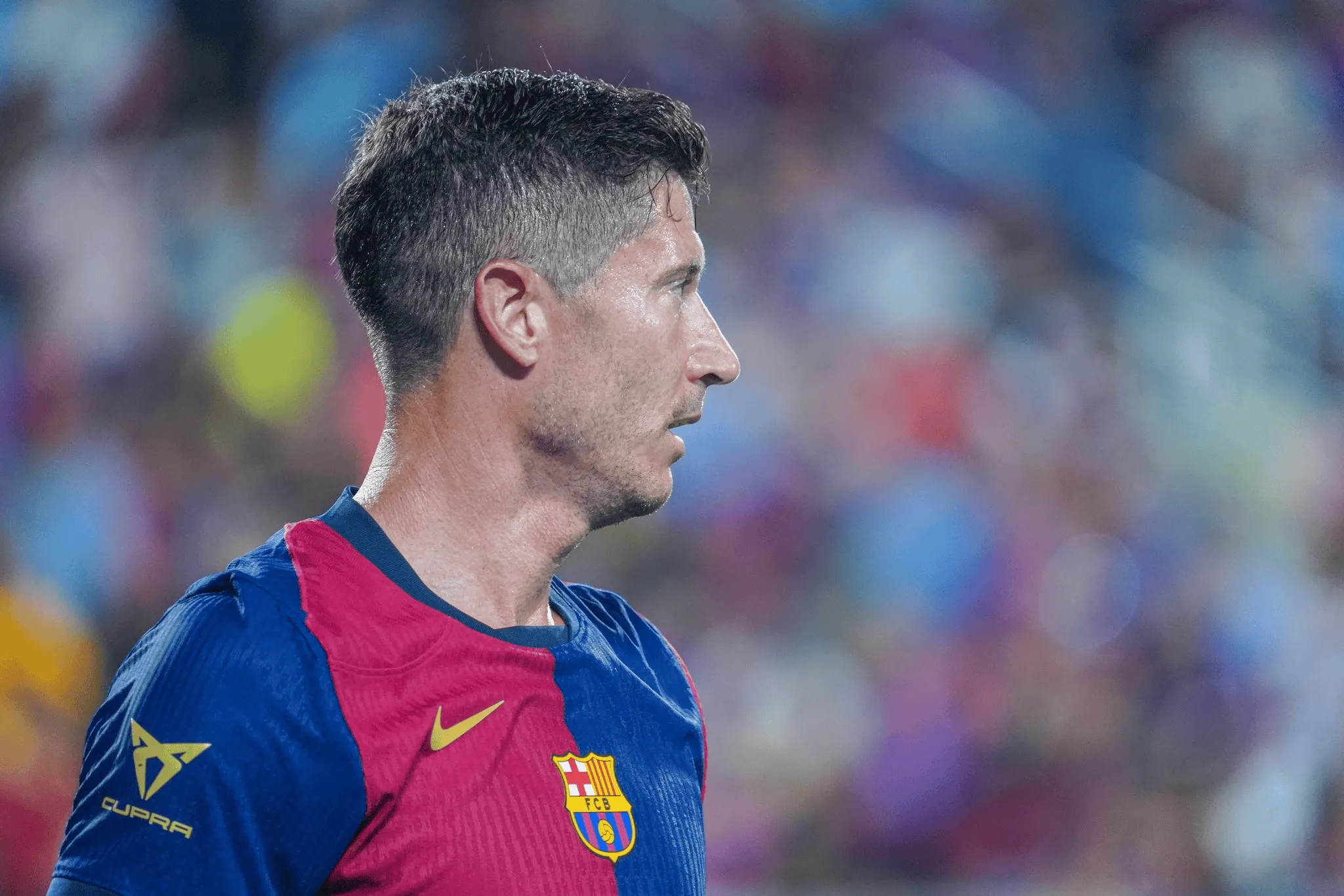 Barcelona,Lewandowski ,camel.live