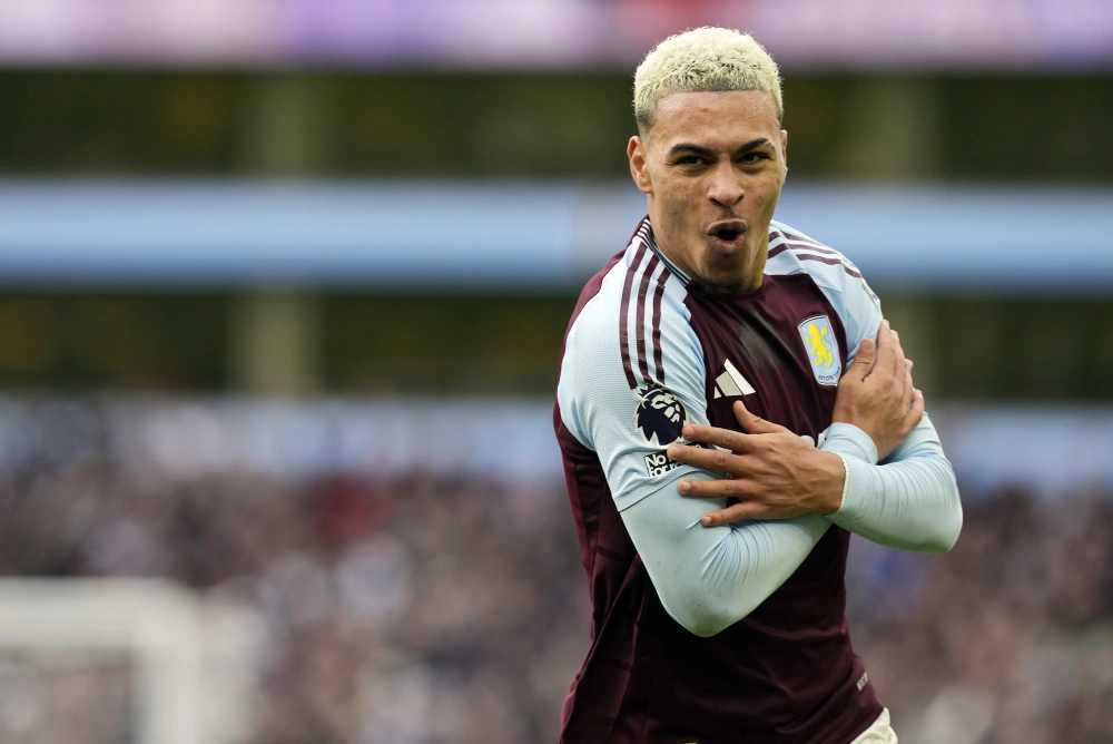 Mainoo, 10-Game Winning, Manchester United, English Premier League, camel live