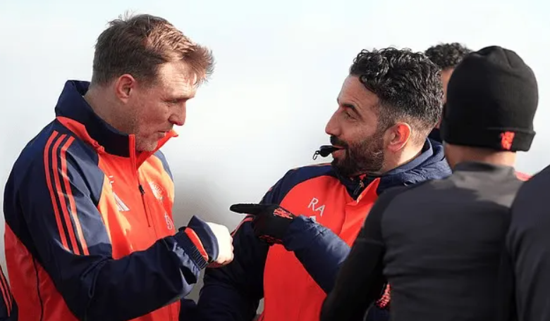 ضحك، سولشاير، أموريم، فصل، مانشستر يونايتد، كاميل دوت لايف