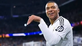 كيليان مبابي يكتب التاريخ رغم سقوط ريال مدريد أمام برشلونة في نهائي كأس الملك كيليان مبابي
