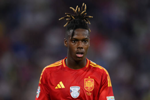 نيكو ويليامز يضع نصب عينيه الكأس في سان ماميس قبل مواجهة مانشستر يونايتد نيكو ويليامز