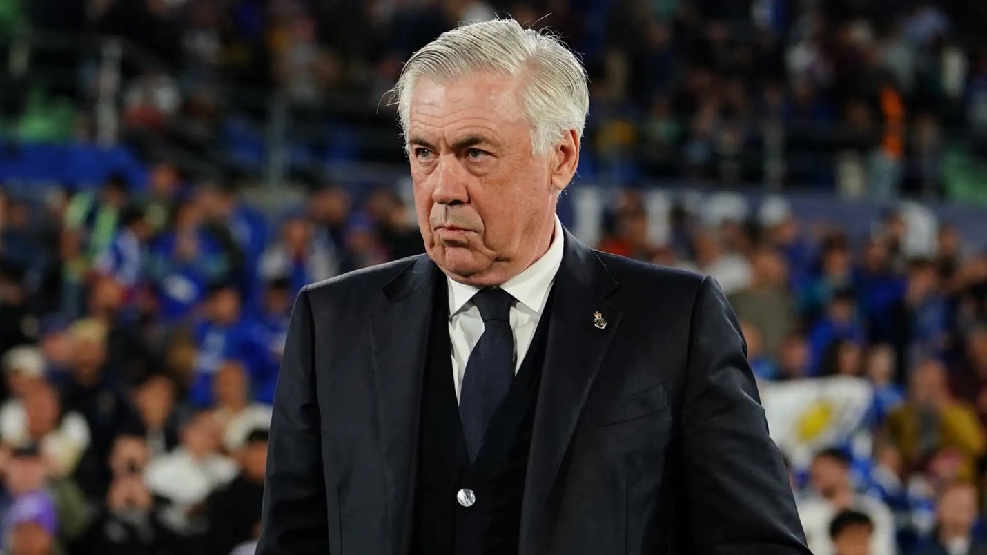 كارلو أنشيلوتي يحدد موعدًا حاسمًا لمستقبله مع ريال مدريد أنشيلوتي