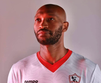 تصرف مفاجئ من شيكابالا تجاه زيزو يثير الجدل في تدريبات الزمالك شيكابالا