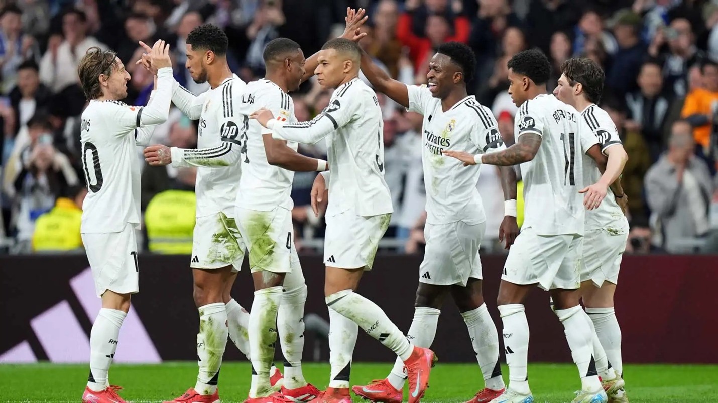 ريال مدريد يجهز بدائل كورتوا ويضع فيربروجن ورايا ضمن أولوياته الصيفية ريال مدريد