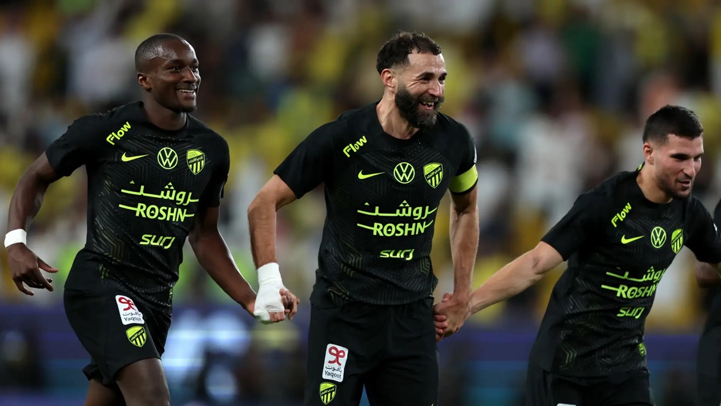 إدمان الانتصارات ثلاثي… الدوبامين والنجوم والإدارة يقودون الاتحاد نحو مجد الليجا النجوم