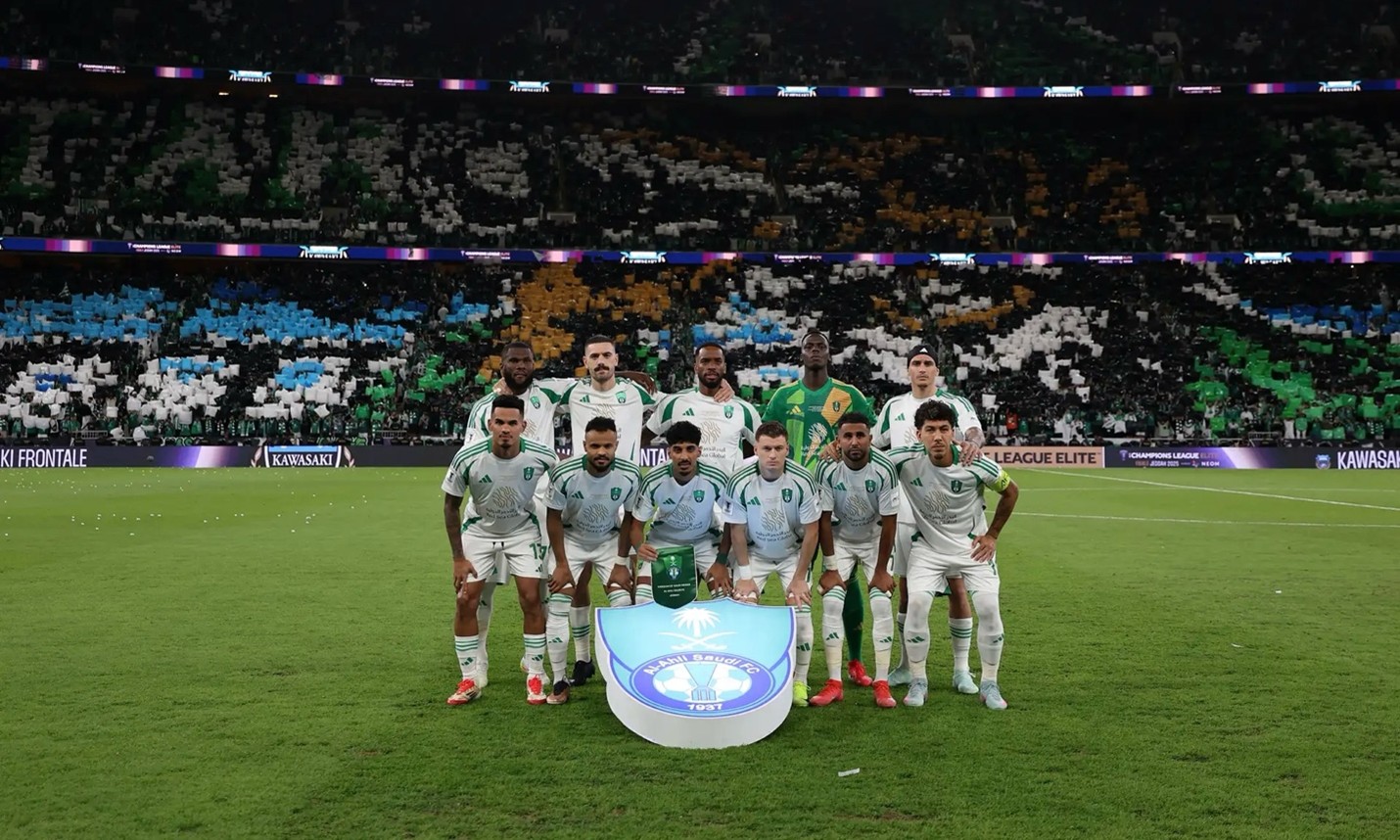الجيش التركي يهزم المرض والهلال: ميريح ديميرال يصنع المعجزة ويهدي الأهلي اللقب الآسيوي الهلال