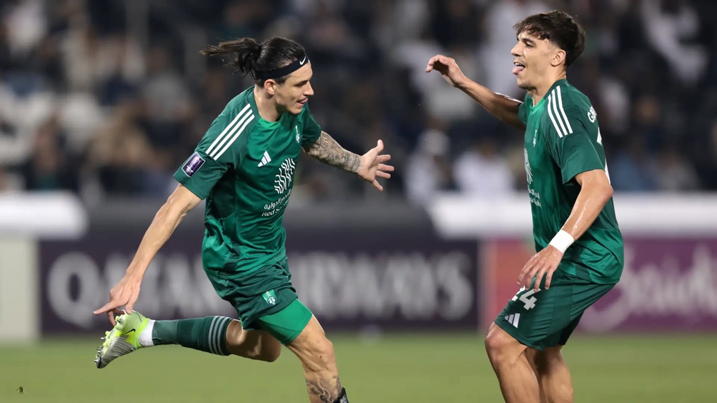 عاصفة انتقالات تهزّ الرياضة.. أتلتيكو ومدريد وليفربول يتصارعون على “ملك المحاور” جابري فيجا! أتلتيكو ومدريد