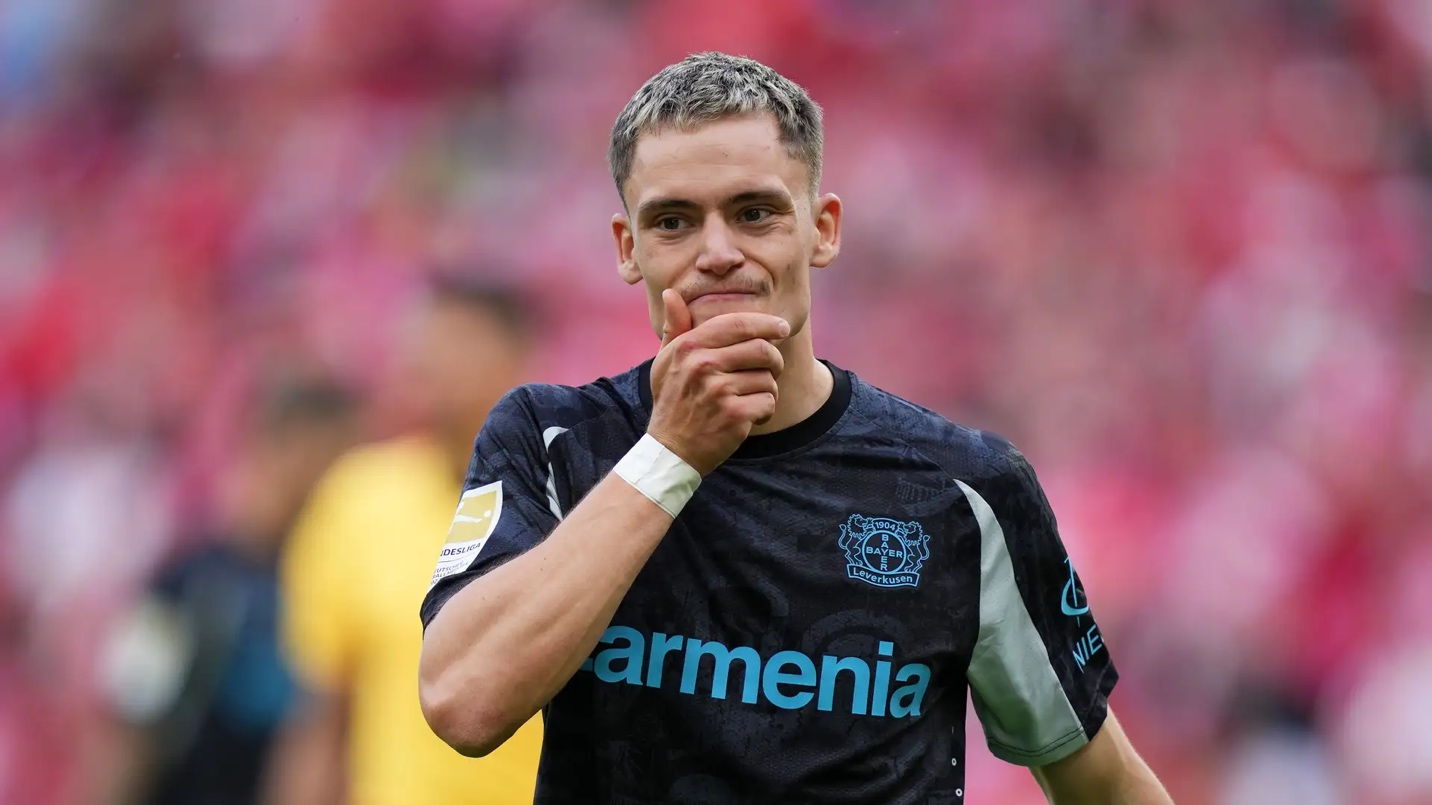 شتيفان إيفنبرج يفجر زلزالاً ضد فلوريان فيرتس: “يتلاعب بالجميع بطريقة مهينة” فلوريان فيرتس
