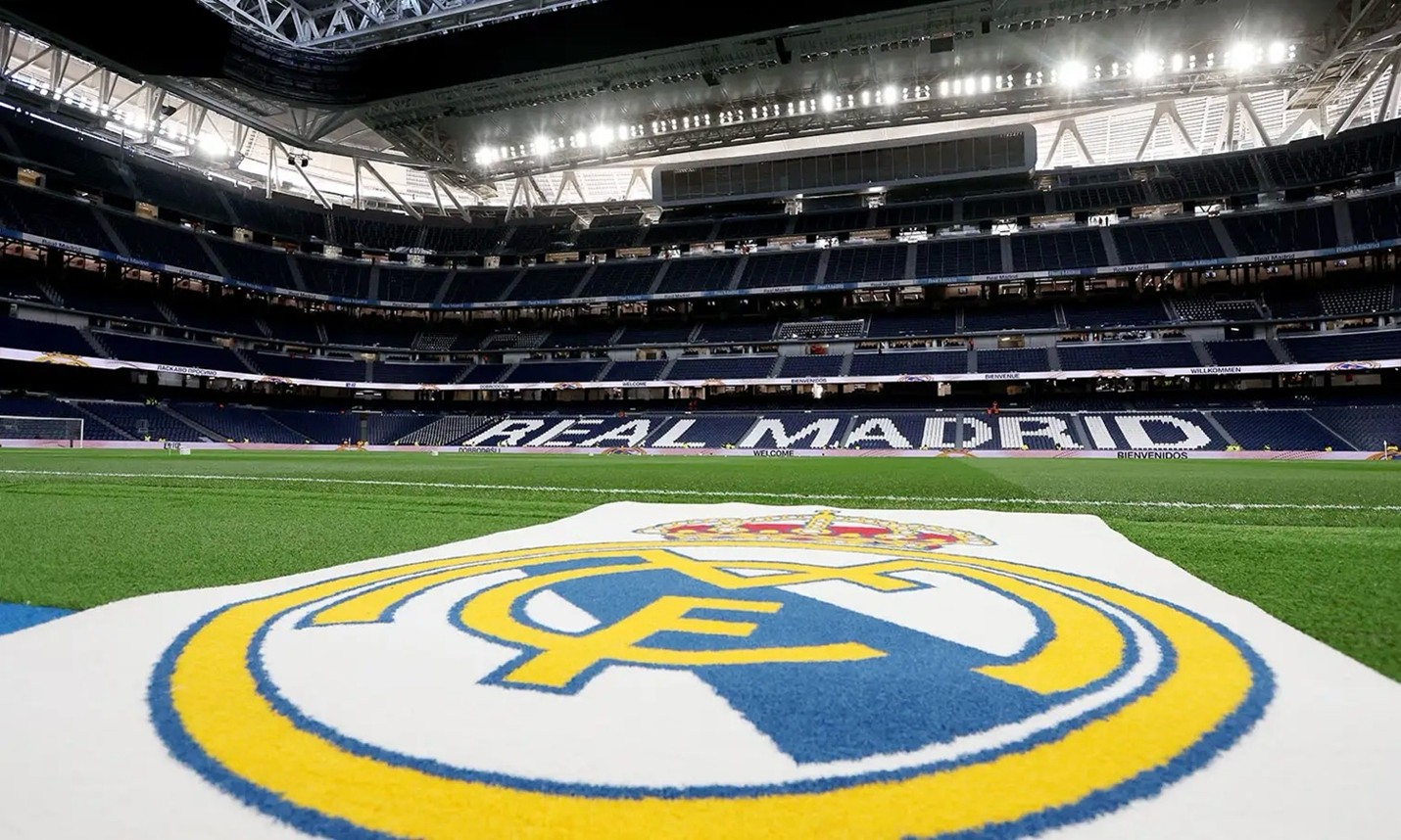 مارتينيز ألميدا يطمئن ريال مدريد بخصوص حفلات سانتياجو برنابيو مارتينيز