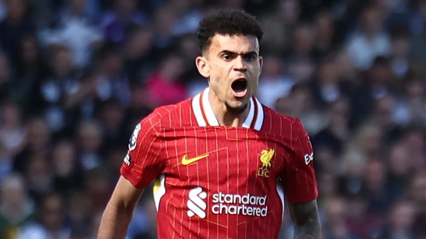 لويس دياز يبتعد عن شائعات الرحيل ويجدد ارتباطه مع ليفربول لويس دياز