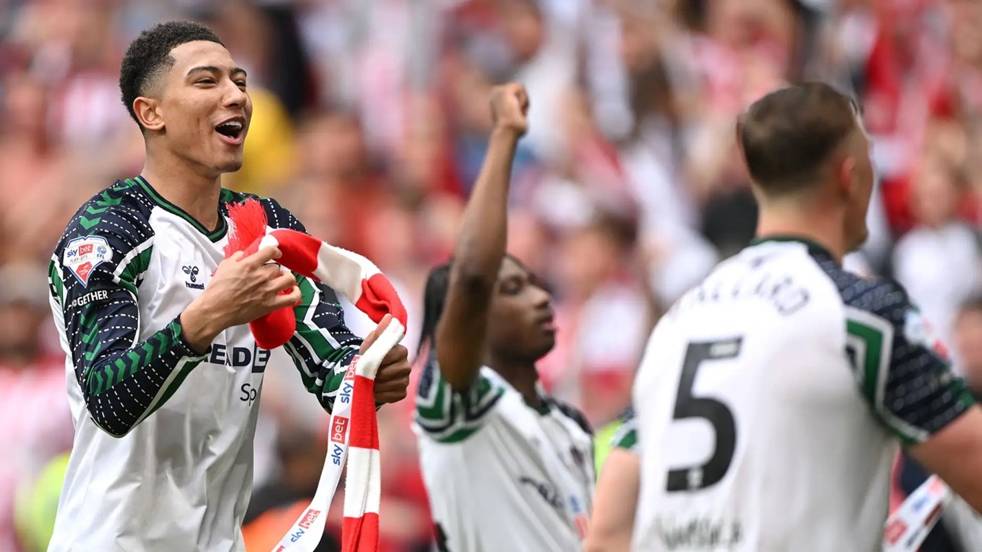 جوب بيلينجهام يختار بوروسيا دورتموند ويتخلى عن حلم البريميرليج بيلينجهام