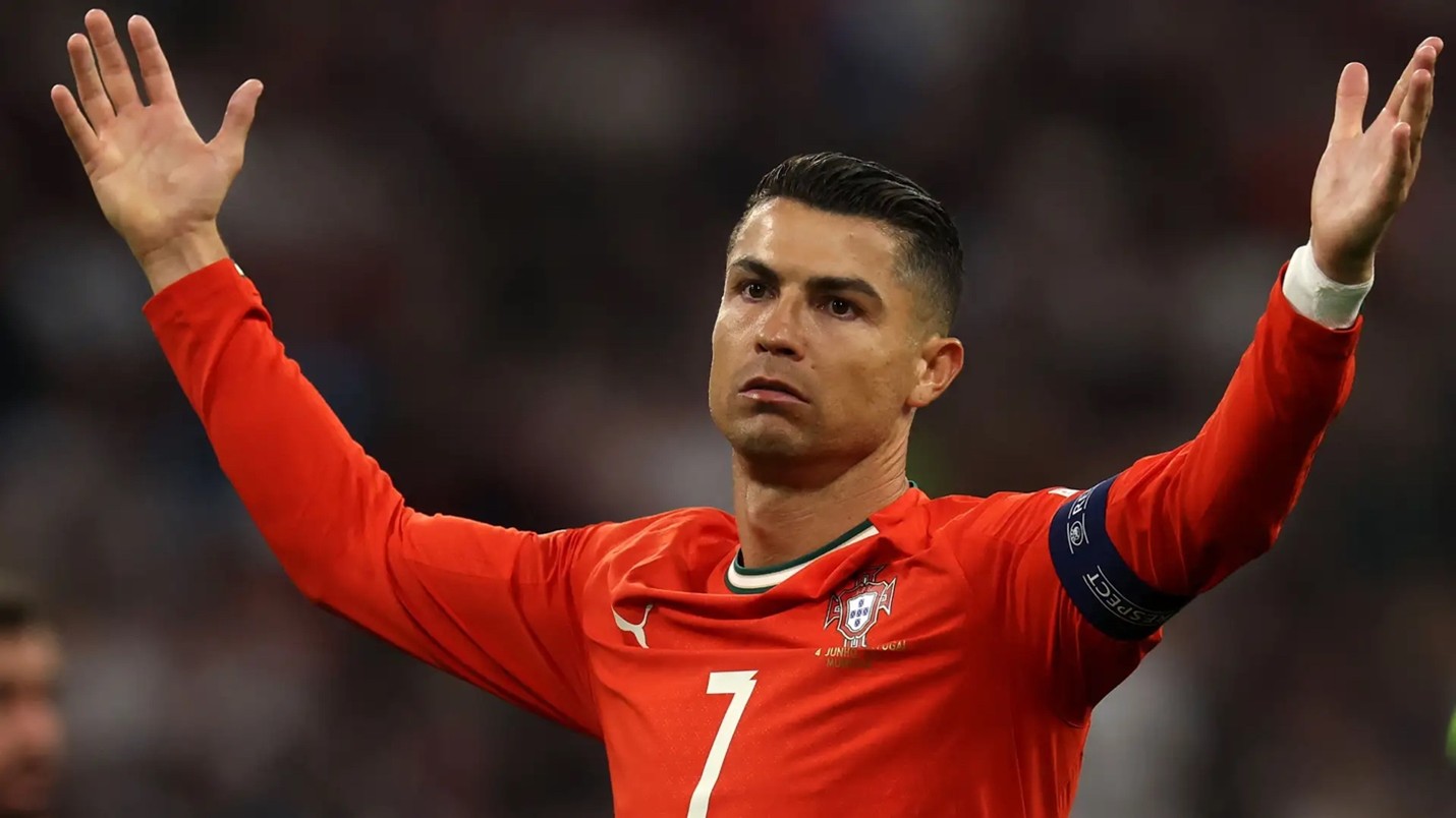 رونالدو يحمس البرتغال ليوم تاريخي رونالدو